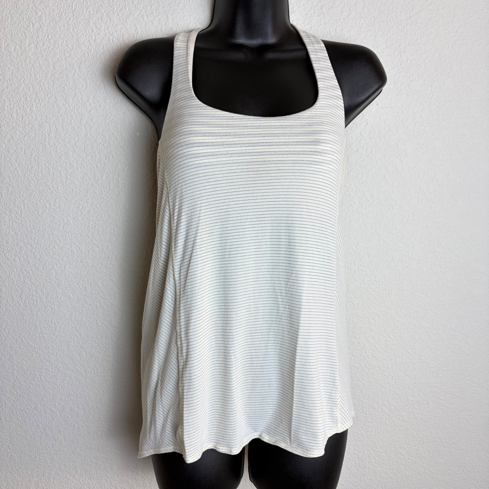 Lululemon 2-1 Tank White Grey Striped Strappy Back Built-in Bra Size 4